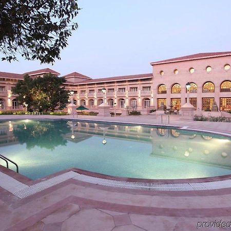 Evershine Resort & Spa Mahābaleshwar Servizi foto