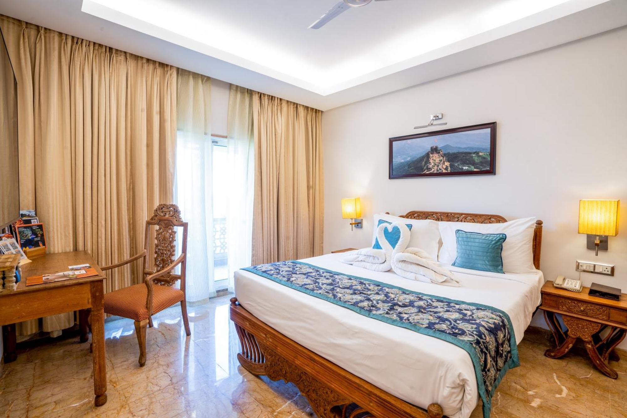 Evershine Resort & Spa Mahābaleshwar Esterno foto